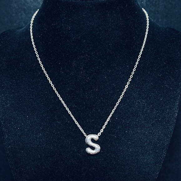 Unbranded Jewelry - Vintage Silver Tone Cable Chain Necklace With Initial S Pendant